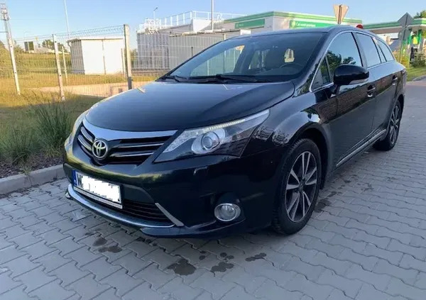 toyota warszawa Toyota Avensis cena 27000 przebieg: 253400, rok produkcji 2012 z Warszawa